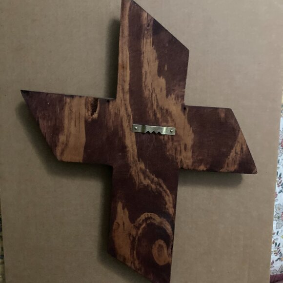 WOODEN CROSS - Picture 3 of 3